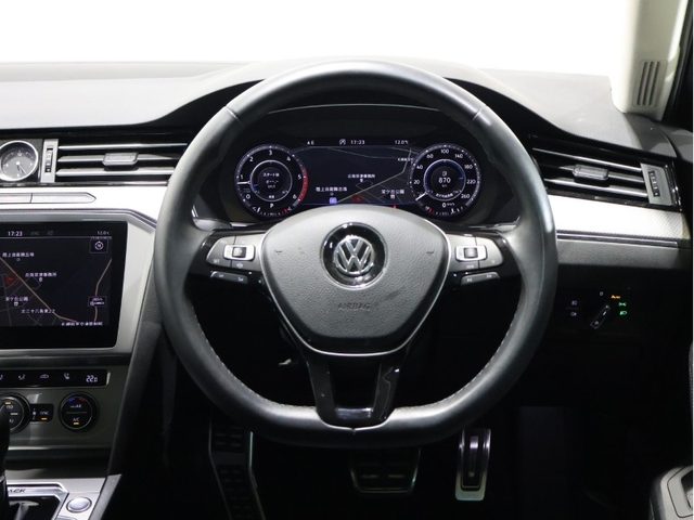 車両画像12