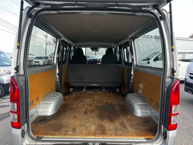 車両画像28