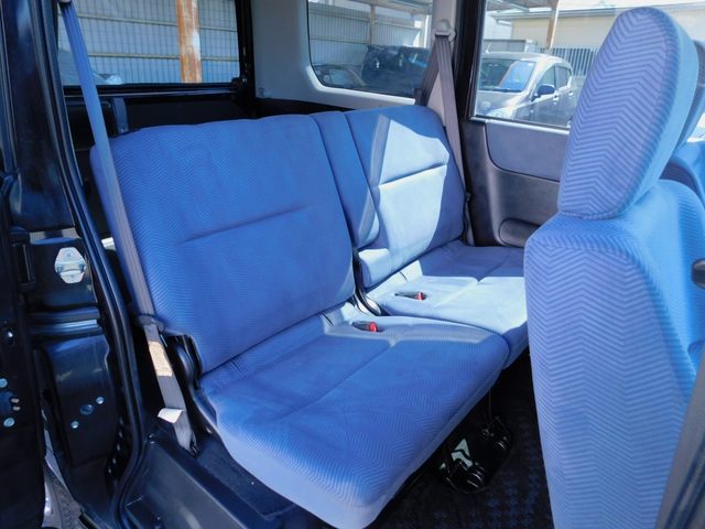 車両画像16