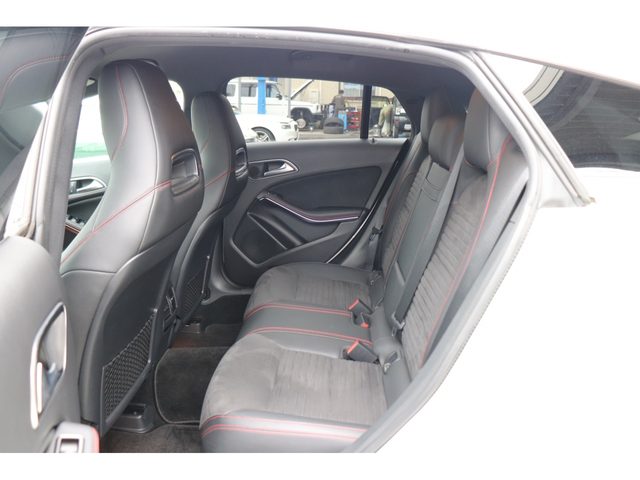 車両画像13