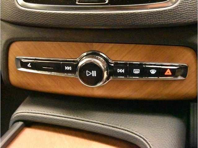 車両画像30