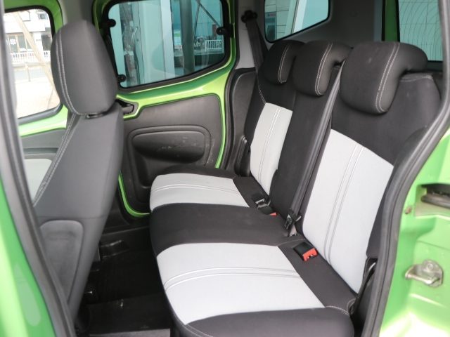 車両画像8
