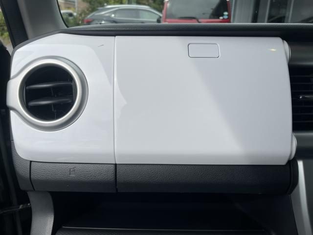 車両画像24