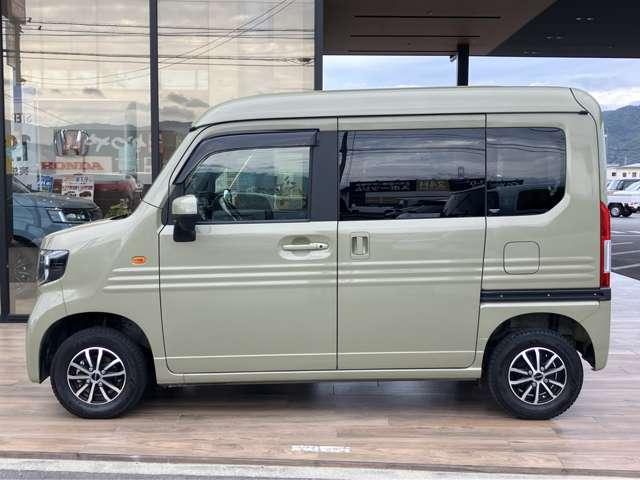 車両画像15