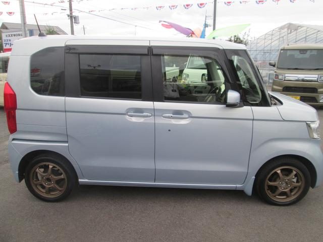 車両画像4