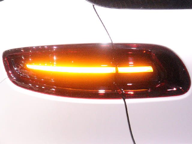 車両画像25