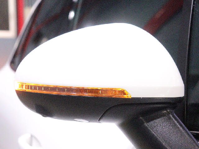 車両画像26