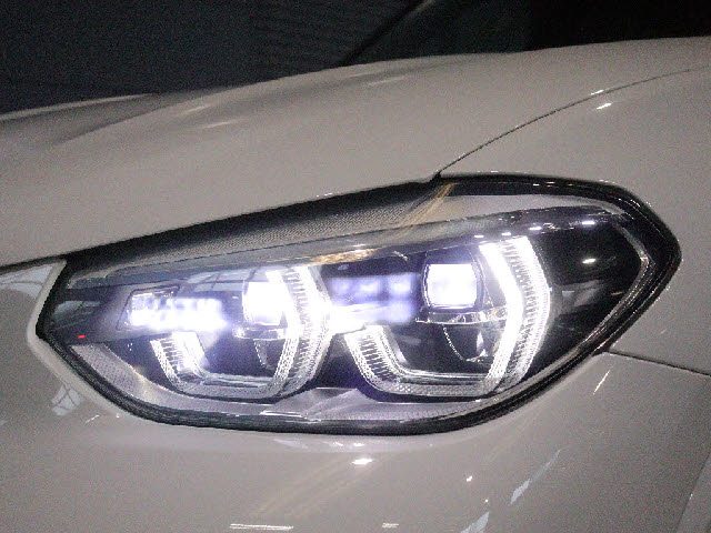 車両画像24