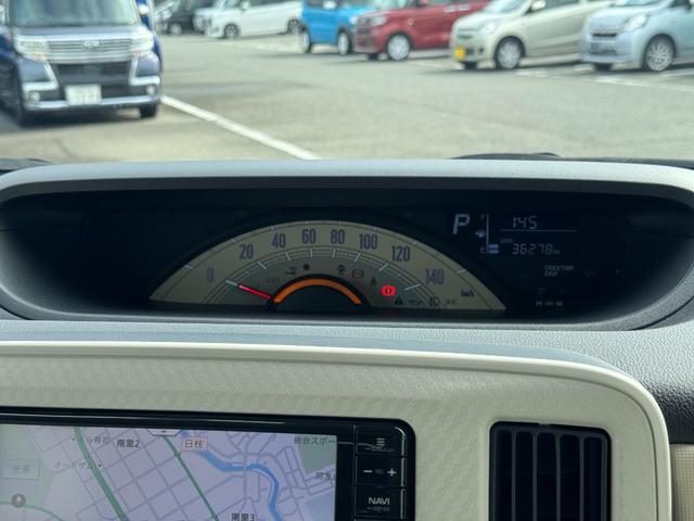 車両画像16