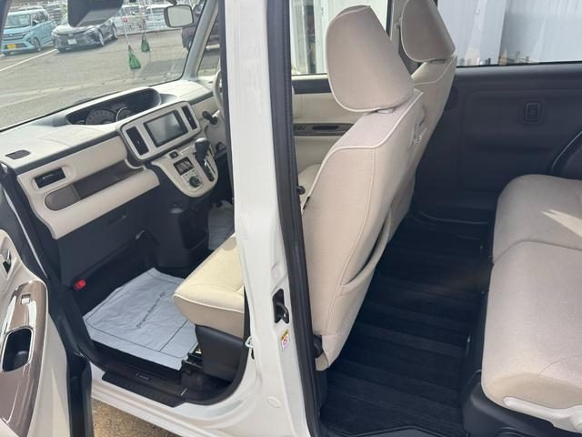 車両画像12