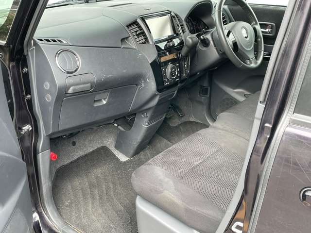 車両画像18