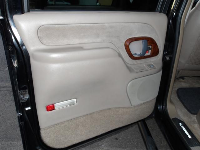 車両画像28