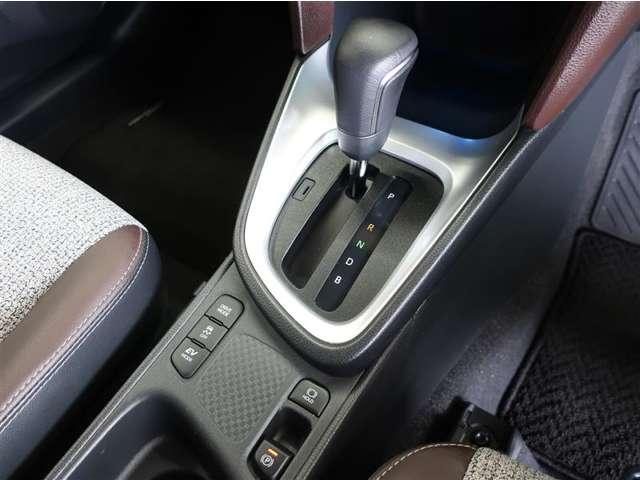 車両画像16