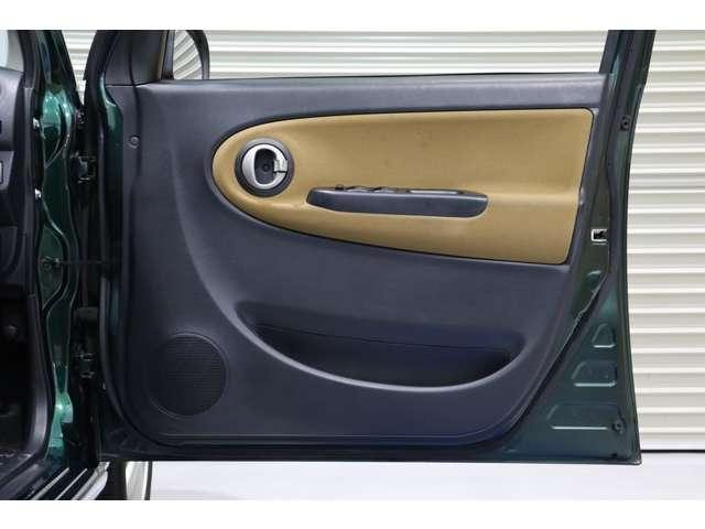 車両画像14