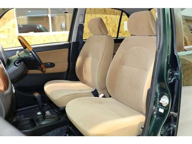 車両画像16