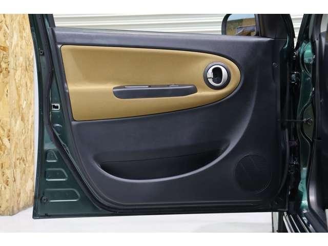 車両画像17