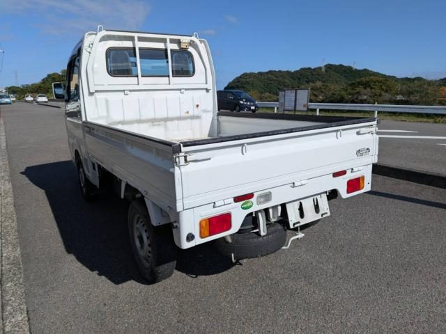 車両画像11