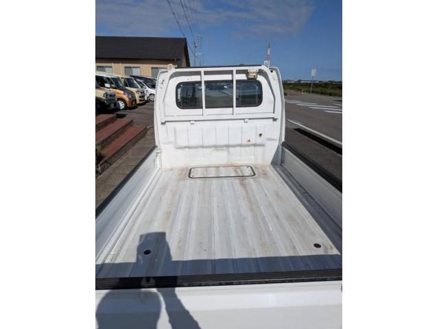 車両画像17