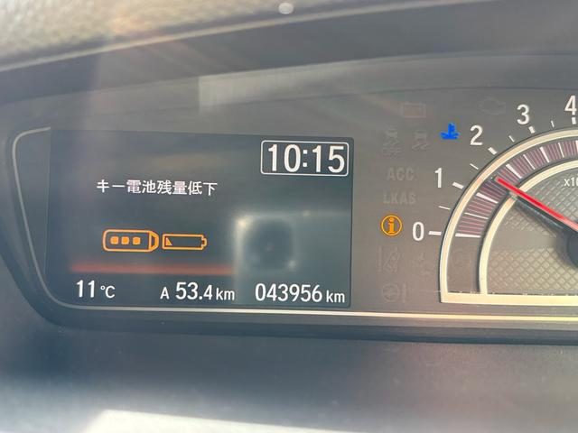 車両画像16
