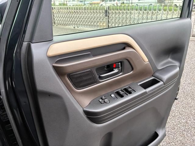 車両画像14