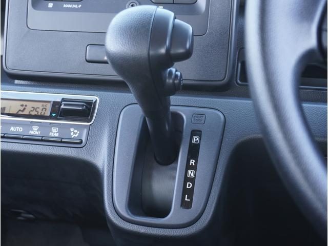 車両画像16