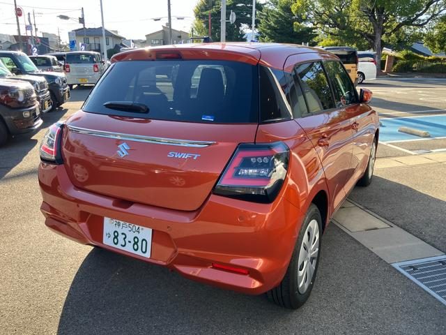 車両画像8