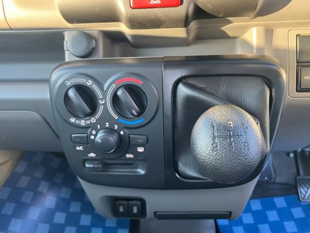 車両画像11