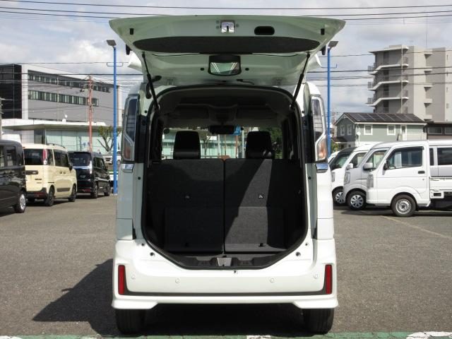 車両画像18