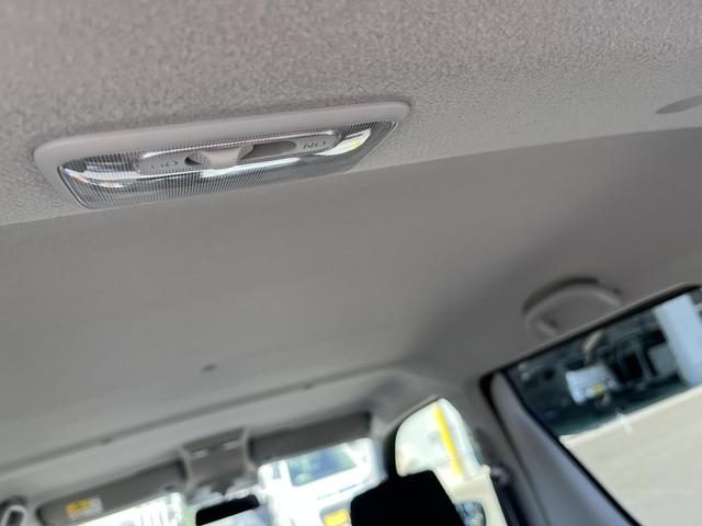 車両画像16