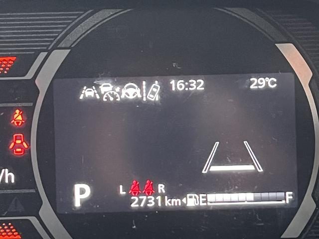 車両画像16