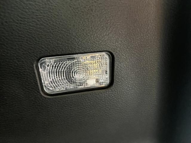 車両画像18