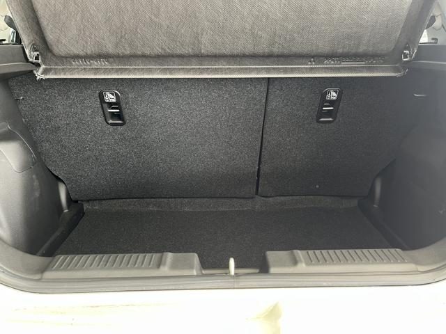 車両画像18