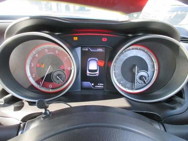 車両画像10