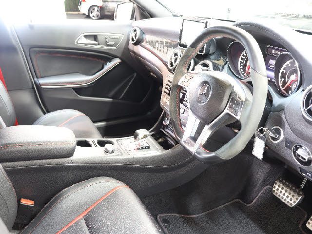 車両画像12