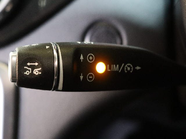 車両画像17