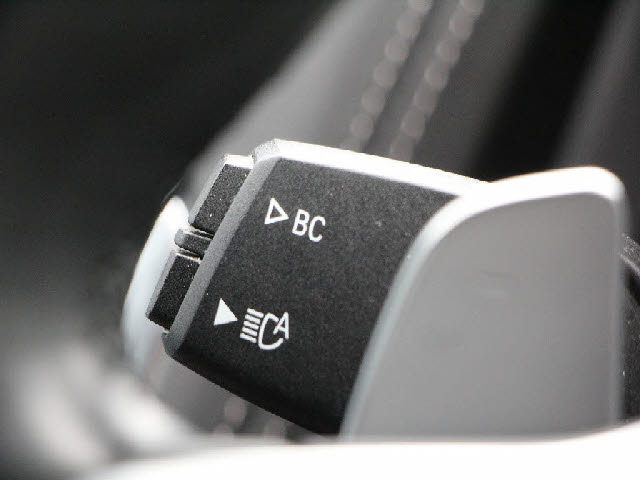 車両画像18