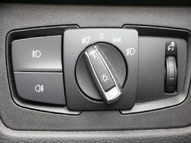 車両画像16