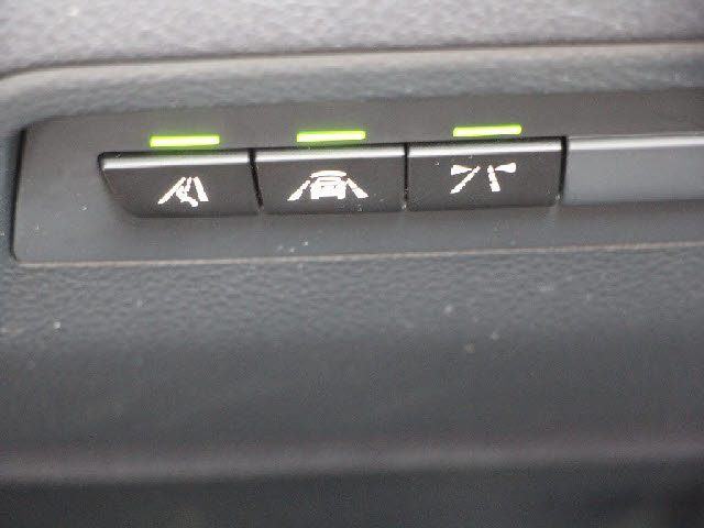 車両画像17