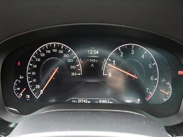 車両画像17