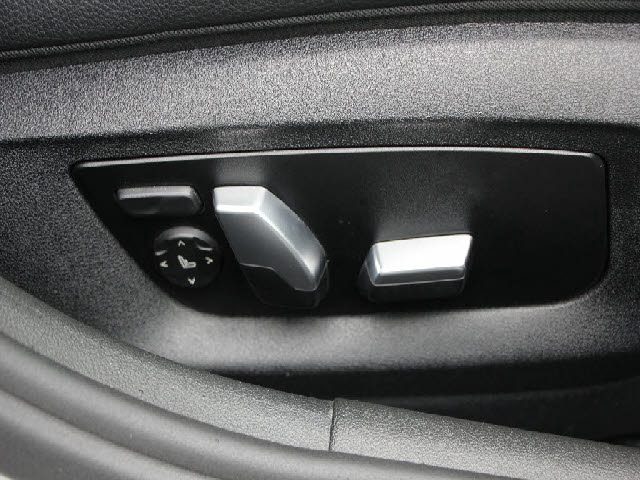 車両画像22