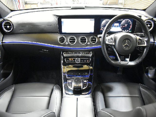 車両画像2