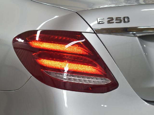 車両画像27