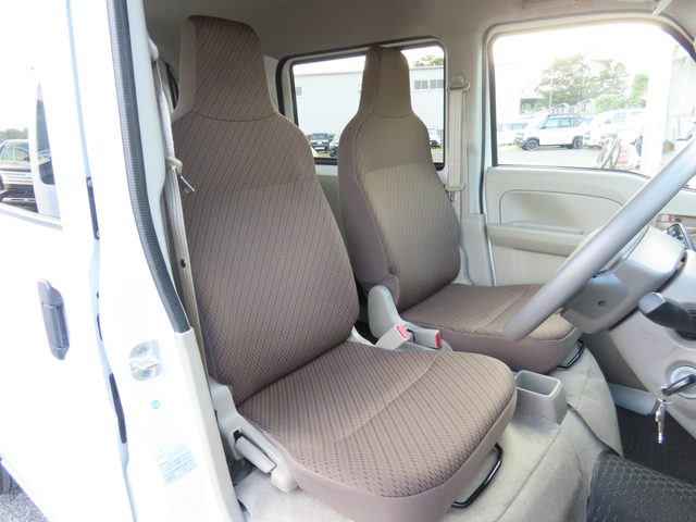 車両画像14