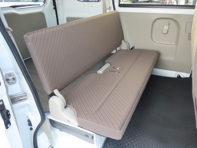 車両画像17