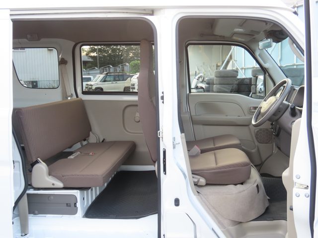 車両画像18