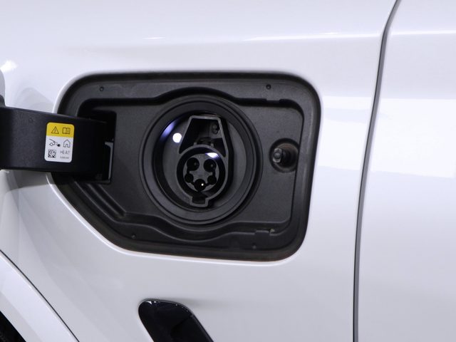 車両画像24