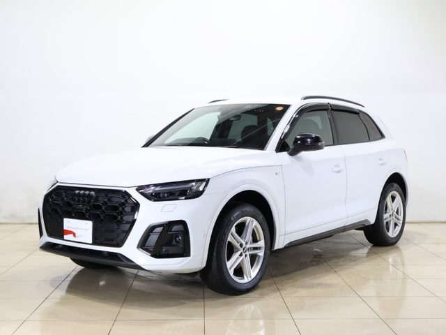 Ｑ５　４０　ＴＤＩ　クワトロ　Ｓライン
