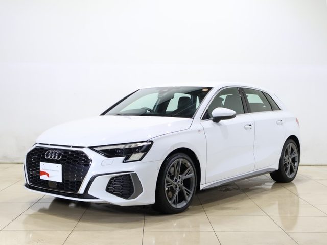 Ａ３　スポーツバック　４０　ＴＦＳＩ　クワトロ　Ｓライン