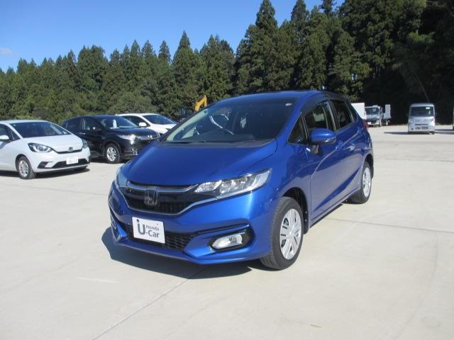 フィット　４ＷＤ　１３Ｇ　Ｌ　ホンダセンシング