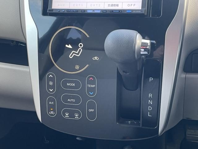 車両画像26